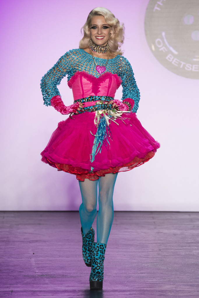 Crazy In Colour: Betsey Johnson Spring 2016 - style etcetera