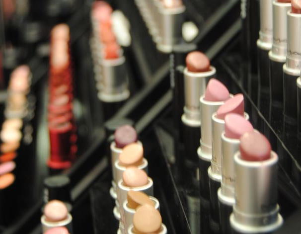 MAC lipstick guide