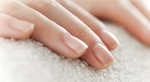 How To Fix Chipped, Flaky Nails